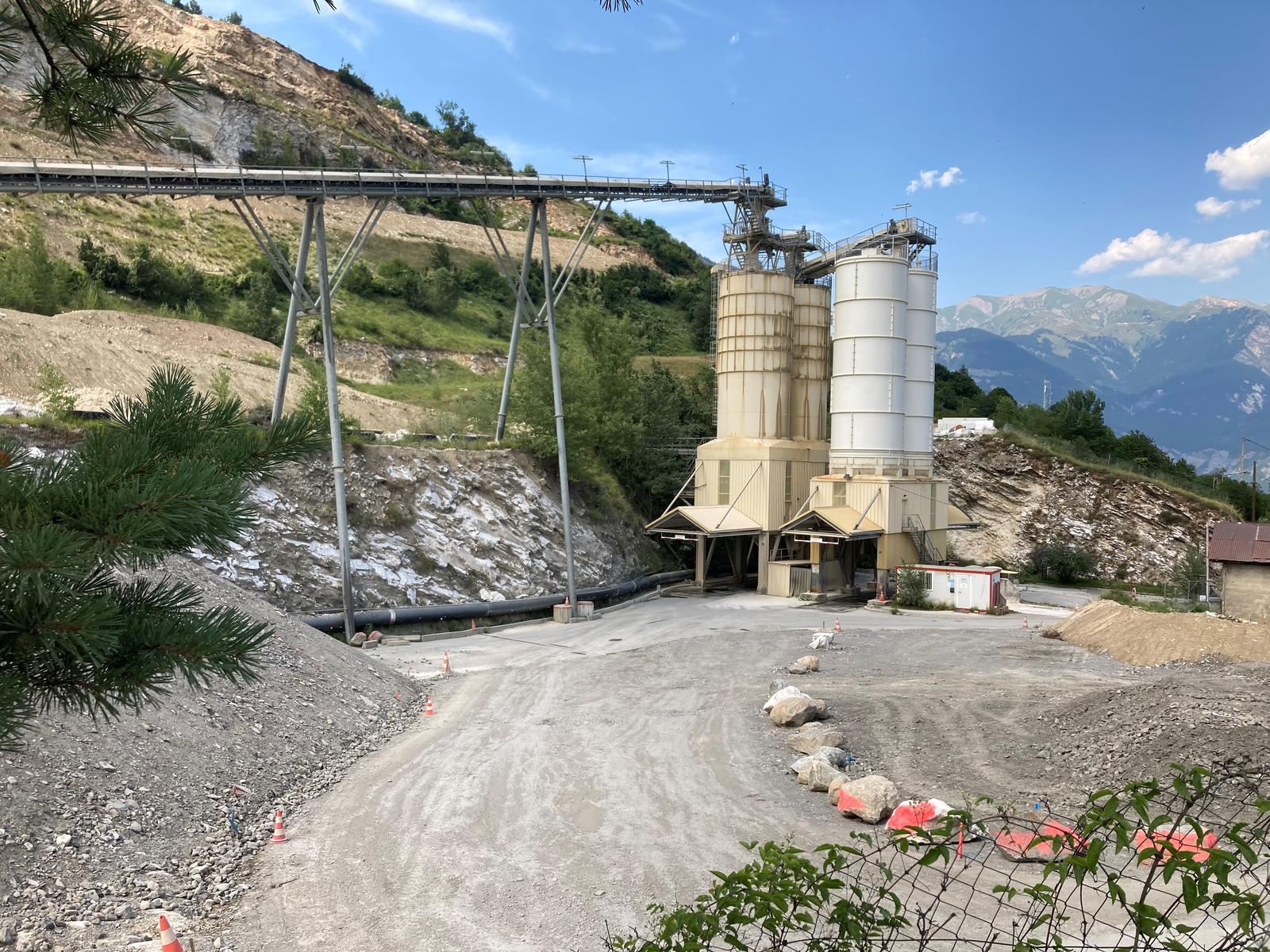 silos